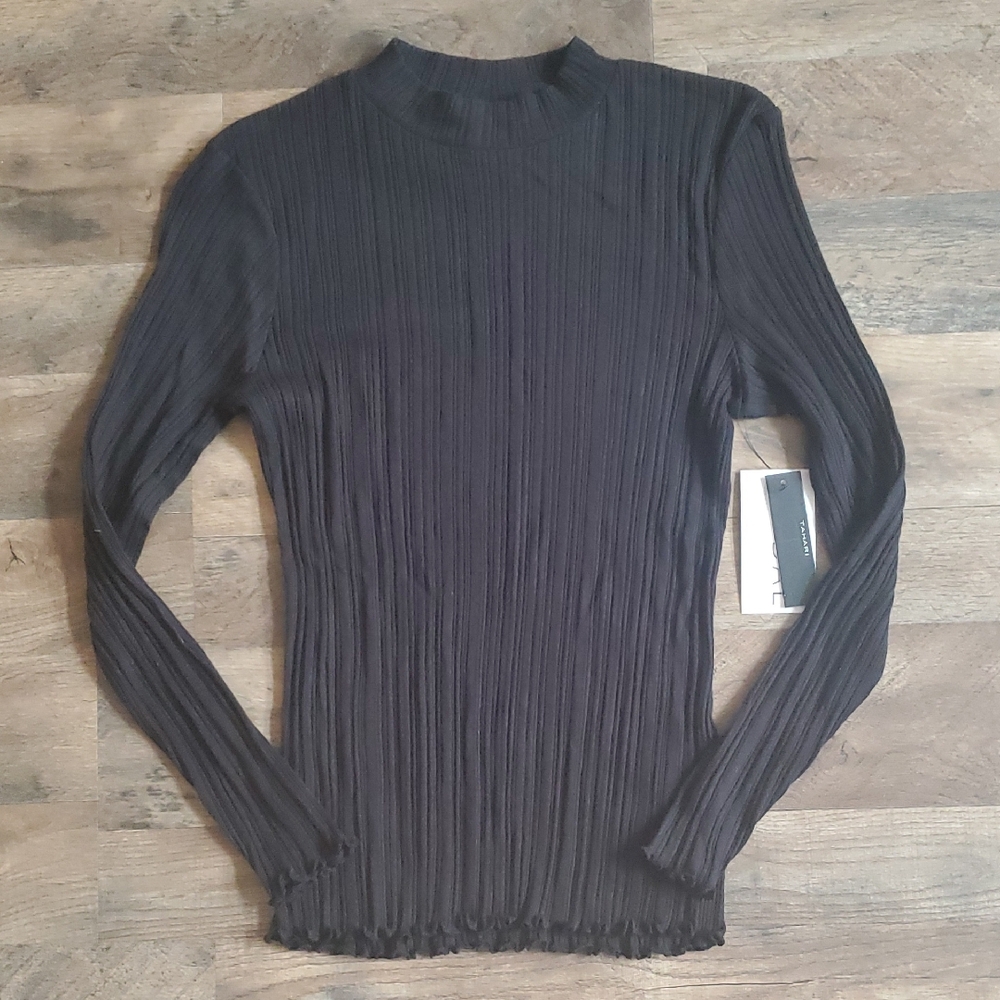 Elegant Black Ribbed Women's Top